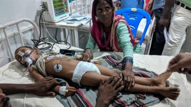 Photo of रुन्नीसैदपुर में चमकी बुखार मौत के मामले पर प्रभारी चिकित्सक बर्खास्त
