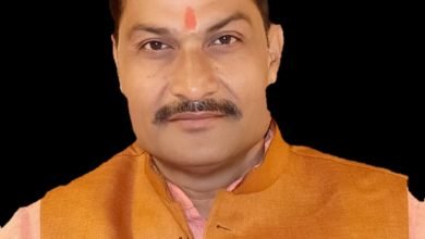 Photo of बुधवार ,29/07/2020 को रात्रि आठ बजे,ओजस्वी कवि विनय विनम्र जी का साक्षात्कार – www.hindustanhotlinenews.com