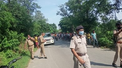 Photo of बलिया पुलिस की रडार पर सड़क जाम करने वाले, सवा सौ पर मुकदमा