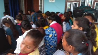 Photo of बलिया में धड़ल्ले से चल रहा हैं कोचिंग सेंटर, करोना काल में सोशल डिस्टेंसिंग की सरेआम उड़ाई जा रही धज्जियां