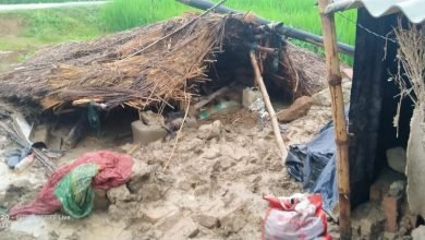 Photo of मिटटी की दीवाल गिरने से एक महिला की हुई मौत