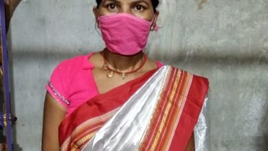 Photo of कोविड-19 में पूरी मुस्तैदी के साथ निभा रहीं अपना कर्तव्य