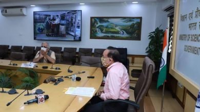 Photo of केंद्रीय मंत्री डॉ. हर्षवर्धन ने सीएसआईआर-एनसीएल पुणे में ईको-फ्रेंडली, कुशल और डीएमई द्वारा संचालित “अदिति उर्जा सांच” यूनिट का शुभारंभ किया