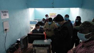 Photo of पुलिस लाइन केंद्र पर 180 लोगों को पड़े कोरोना के टीके
