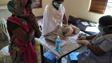 Photo of सदर अस्पताल में 130 लोगों को पड़े कोरोना के टीके