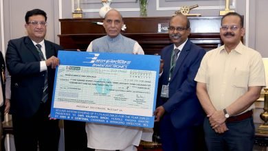 Photo of बीईएल ने रक्षा मंत्री श्री राजनाथ सिंह को वित्त वर्ष 2020-21 के लिए 174.43 करोड़ रुपये का दूसरा अंतरिम लाभांश चेक सौंपा