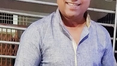 Photo of लखीसराय के सूर्यगढ़ा बाजार निवासी एंकर सह कमेंट्रेटर ने कहा – पूरी तरह सुरक्षित है वैक्सीन