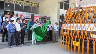 Photo of राज्य टीकौ​षधि भंडार को दिये गये 2 रैफ्रिजेटेड वैक्सीन वैन