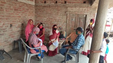 Photo of कोविड-19 से बचाव को लेकर आईसीडीएस कर्मियों ने लोगों को किया जागरूक