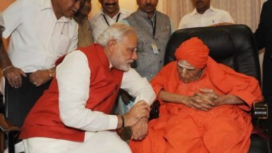 Photo of पीएम ने परम पावन डॉ। श्रीश्री श्री शिवकुमार स्वामीगुरु को उनकी जयंती पर नमन किया
