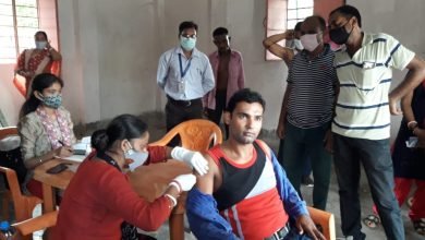 Photo of वोट डालने के साथ अपना टीकाकरण भी करवाइए