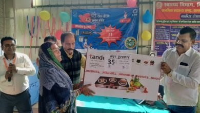 Photo of निर्धारित समय कोविड वैक्सीन की दूसरी डोज लेने वालों को किया गया पुरस्कृत