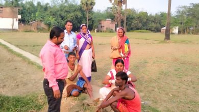 Photo of खेतों तक पहुँच रही वैक्सीनेशन टीम, लोगों को सुविधाजनक तरीके से दी जा रही है वैक्सीन