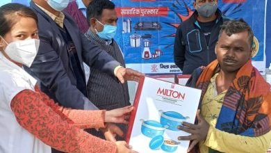 Photo of समय पर कोरोना टीका की दूसरी डोज लेने वाले लाभार्थियों को किया गया पुरस्कृत 