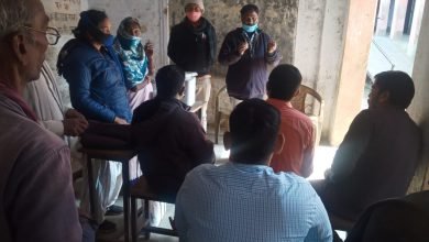 Photo of वार्ड सभा में  कोविड वैक्सीनेशन को लेकर  किया जा रहा जागरूक व  योग्य लाभार्थियों को दी जा रही वैक्सीन 