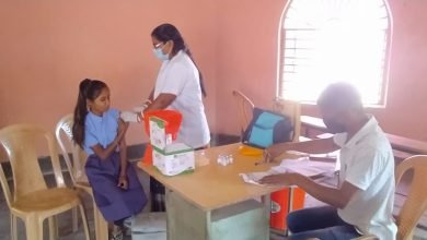 Photo of बिहार दिवस के अवसर पर विशेष कोविड वैक्सीनेशन शिविर का आयोजन, किशोर-किशोरियों को लगाया गया टीका 