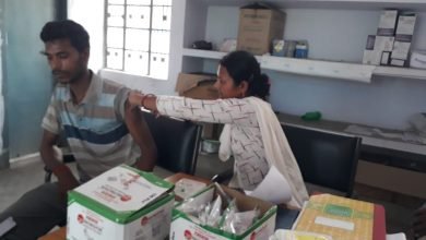 Photo of हर घर दस्तक वैक्सीनेशन अभियान • प्रत्येक व्यक्ति को चिह्नित  कर लगाया जा रहा है कोरोना का टीका 