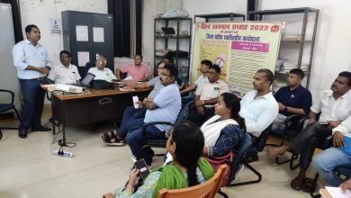 Photo of जन जागरूकता से ही सफल होगा स्तनपान सप्ताह, प्रत्येक धातृ माता तक स्तनपान के महत्व की पहुँचाएं जानकारी : सिविल सर्जन 