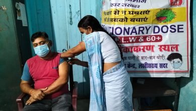 Photo of कोविड के खतरे से बचाव के लिए वैक्सीन की पूरी डोज बेहद जरूरी, समयावधि पूरा होने जरूर कराएं टीकाकरण