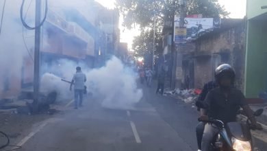 Photo of डेंगू मरीज के घर के 50 घर या 500 मीटर के दायरे में की जा रही है फोकल फॉगिंग : अरविंद कुमार सिंह
