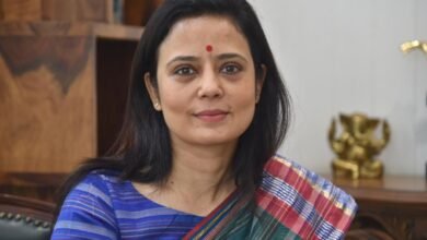 Photo of Mahua Moitra के विरुद्ध जाँच रिपोर्ट को एथिक्स कमिटी की स्वीकृति