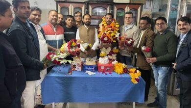 Photo of डॉ.आर बी गुप्ता मेड़तवाल वैश्य समाज एवं डॉक्टर कम्युनिटी में समाज सेवा में संलग्न प्रखर व्यक्ति – संदीप शर्मा विधायक कोटा दक्षिण