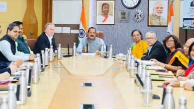 Photo of केंद्रीय मंत्री डॉ. जितेंद्र सिंह ने देश में ‘प्लास्टिक कचरे में कमी के लिए राष्ट्रीय सर्कुलर इकोनॉमी रोडमैप’ पर एक प्रमुख दस्तावेज़ ज़ारी किया