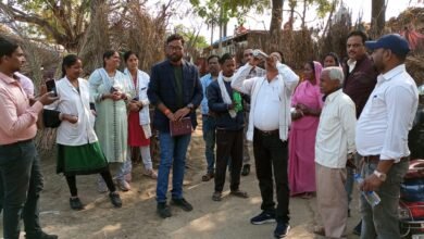 Photo of जिला के सुदूरवर्ती पहाड़ी क्षेत्र धरहरा प्रखंड के बंगलवा सहित कई गांवों में स्वास्थ्य विभाग और डेवलपमेंट पार्टनर की टीम ने एमडीए राउंड का लिया जायजा 